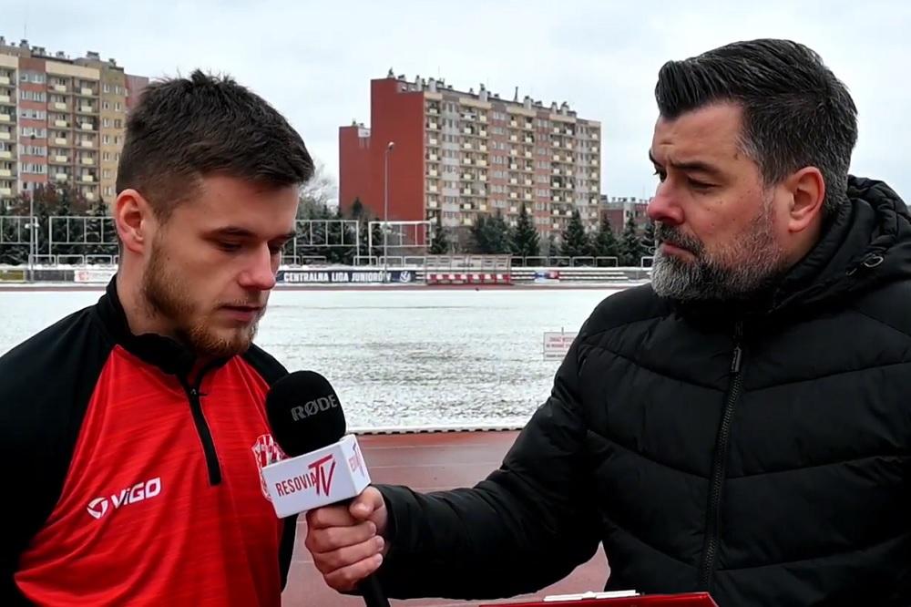 Adrian Łyszczarz w rozmowie z Pawłem Bukałą. (fot. YouTube)