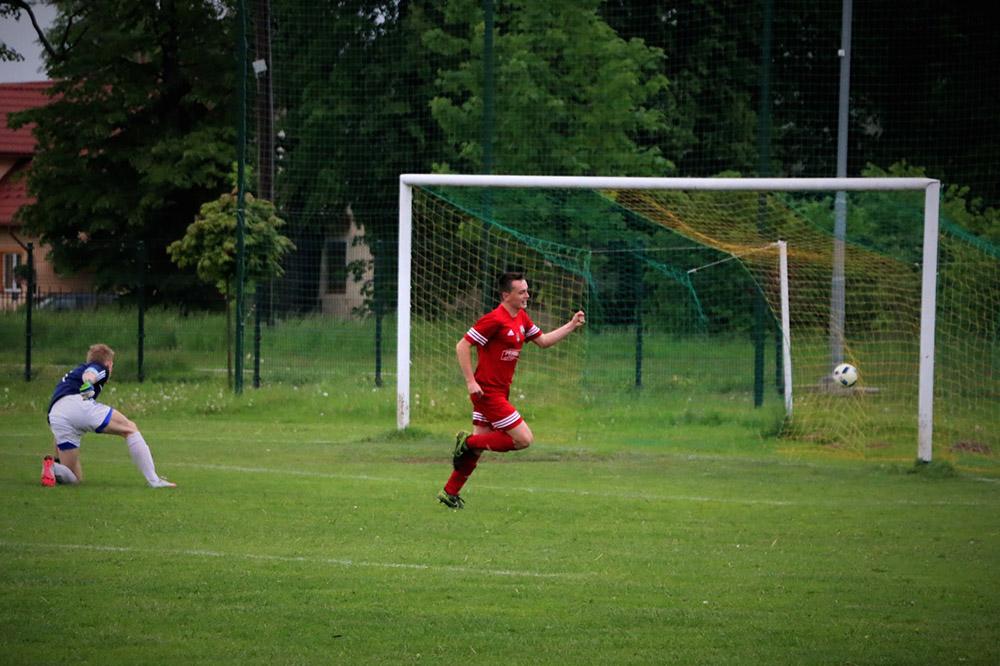 Na zdjęciu Wojciech Tyczyński zdobywa jedną z bramek (fot. Natalia Styś)