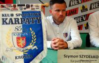 Szymon Szydełko był trenerm Karpat Krosno od czerwca 2013 roku (fot. Bogusław Szczurek)