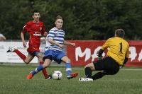 Krzysztof Orzech w końcówce zobaczył czerwony kartonik, ale nie miało to wypływu na końcowy wynik. Błękitni Ropczyce wygrali 3-2 (fot. archiwum)