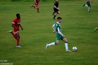 Piłkarze Wisłoka Dębica (biało-zielone stroje) wygrali w Pilźnie 3-2 (fot. Wiki / wislokadebica.pl)