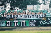 Kibice Wisłoki Dębica liczą na szybki powrót do 4 ligi. (fot. facebook.com / Wisłoka Dębica)