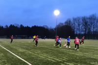 Stal Rzeszów (niebieskie stroje) pokonała Wólczankę.