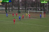 Nz. Paweł Piątek zdobywa gola na 5-0 dla Polonii Przemyśl.