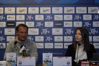 Dariusz Skrzypczak nie ukrywał radości po zwycięstwie nad Piastem Gliwice. (fot. Stal Mielec)