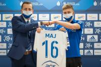 Przemysław Maj podpisał profesjonalny kontrakt z PGE Stalą Mielec (fot. PGE Stal Mielec)