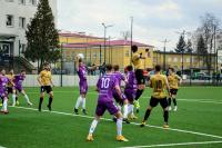 Stal Stalowa Wola (złote koszulki) przegrała na wyjeździe z Podlasiem Biała Podlaska (fot. Stal Stalowa Wola PSA_