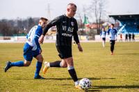 Karpaty (czarne stroje) ograły Błękitnych w meczu towarzyskim (fot. Konrad Kwolek)