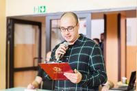 Sławomir Ferenc będzie komentował mecz pomiędzy WATKEM Koroną Rzeszów a Karpatami Krosno. (fot. archiwum prywatne)