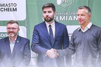 Artur Bożyk będzie na wiosnę prowadził Chełmiankę Chełm. (fot. Chełmianka)