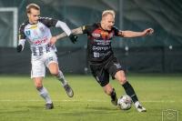 Bartłomiej Wasiluk (z piłką) dał Apklan Resovii długo wyczekiwane zwycięstwo (fot. cwks-resovia.pl / archiwum)