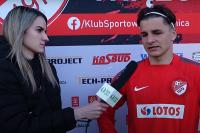Kacper Chełmecki (po prawej) liczy, że po zwycięstwie nad KSZO jego drużyna utrzyma się w 3 lidze! (fot. archiwum)