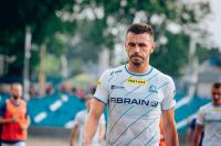 Stal Rzeszów przegrała z Arką Gdynia i po czterech meczach ma na koncie zaledwie 1 punkt. Na zdjęciu Krzysztof Danielewicz (fot. Krzysztof Krupa / Stal Rzeszów / archiwum)