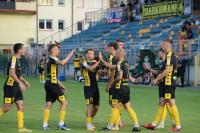 Siarka Tarnobgrzeg wygrała z Sokołem Sieniawa 2-0 w zaległym meczu 3 ligi (fot. facebook.com/SiarkaTarnobrzeg1957)