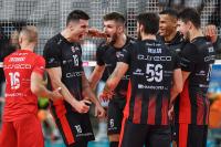 Siatkarze Asseco Resovii rozbili ZAKSĘ Kędzierzyn-Koźle 3-0! / fot. facebook.com/assecoresovia.sa)