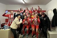 Piłkarki Resovii świętują awans do 1/8 finału Pucharu Polski (https://www.facebook.com/Resovia.SekcjaKobiet)
