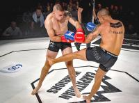 Podczas gali MMA Hegemon I w Sanok w oktagonie zobaczymy m.in. Łukasza Bieniasza (z lewej) oraz Kamila Rościńskiego, którzy mieli okazję zmierzyć się podczas Carpathian Warriors XII w Przeworsku w formuke K-1 (fot. Anna Schiffer / Carpathian Warriors)