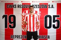 Maksymilian Hebel oficjalnie piłkarzem Resovii (fot. Resovia)
