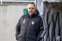 Ireneusz Pietrzykowski po raz kolejny zagra o swoją posadę. Tym razem w meczu z Wartą Poznań (fot. Stal Stalowa Wola)