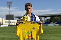 Jakub Jaroch nowym piłkarzem Unii Skierniewice (fot. Unia Skierniewice)