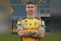 Konrad Misztal przedłużył kontrakt z Siarką Tarnobrzeg do końca sezonu 2026/2027 (fot. siarka-tarnobrzeg.pl)