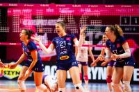 Alicja Grabka (z numerem 21) będzie odpowiadać za rozegranie w rzeszowskim zespole. Fot. Monika Pliś/KS DevelopRes Rzeszów.