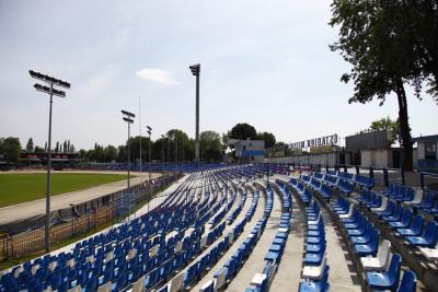 Derby Rzeszowa na Stadionie Miejskim zobaczą na żywo zarówno fani Stali Rzeszów, jak i Resovii.