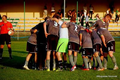 Piłkarze Przełomu Besko mieli sporo powodów do radości (fot. Bogusław Szczurek)