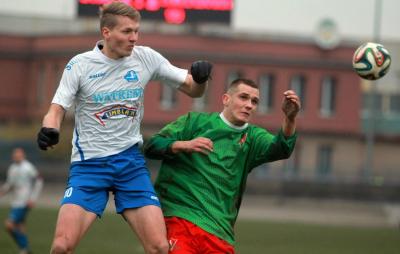 Michał Żebrakowski (na zdjęciu z lewej) przebywa na testach w Lechii Gdańsk (fot. stalrzeszow.pl)