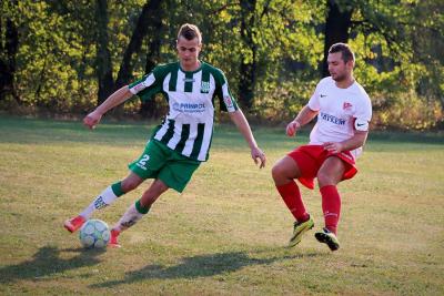 Wisłoka Dębica (biało-zielone stroje) rozegra dziś dodatkowy sparing z MULKS Pustynia (fot. Natalia Styś)