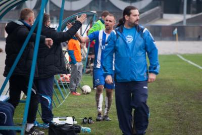 Stal Rzeszów odniosła kolejne sparingowe zwycięstwo. Do zajęć wrócił już Łukasz Szczoczarz (na drugim planie, nr 23)