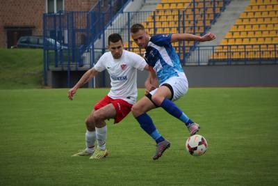 Błękitni Ropczyce w niebiesko-białych strojach (fot. Natalia Styś / archiwum)
