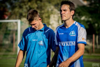 Paweł Giel (na zdjęciu z prawej) przechodzi ze Stali Stalowa Wola do Stali Rzeszów (fot. Marcin Herbut)