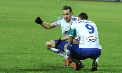 Krystian Getinger na zdjęciu z lewej.