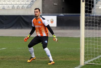 Maciej Krakowiak w Stali Rzeszów rozegrał tylko 5 spotkań, ale pokazał, że jest bardzo dobrym bramkarzem. Teraz jednak będzie grał w lidze japońskiej... (fot. stalrzeszow.pl)