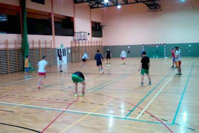 Strażak Sośnica przygotowania do rundy wiosennej rozpoczął na hali sportowej.