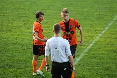 Wojciech Guzior na zdjęciu pierwszy z lewej (fot. facebook.com/kolbuszowianka1948/)