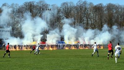 Derby NA ŻYWO: Pogoń Leżajsk - Unia Nowa Sarzyna [TRANSMISJA WIDEO]