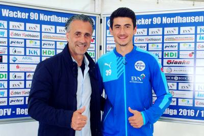 Amer Halilić (na zdjęciu z prawej) jeszcze w barwach niemieckiego FSV Wacker Nordhausen (fot. twitter)