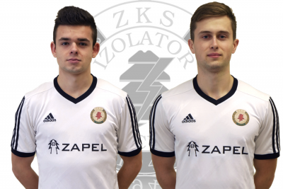 Oskar Matuła (po lewej) oraz Szymon Ziarnik (po prawej) wiosną reprezentowali barwy Bratka Bratkowice