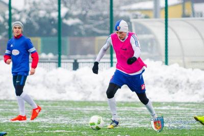 Bartosz Daszyk (z prawej) będzie grał w Karpatach Krosno na wiosnę. fot.facebook.com/KSKarpatyKrosno
