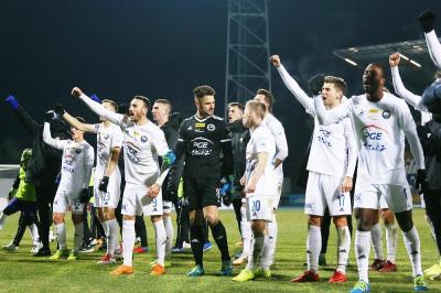 Lider z Mielca pewnie wygrał w Ociece (fot. Stal Mielec)