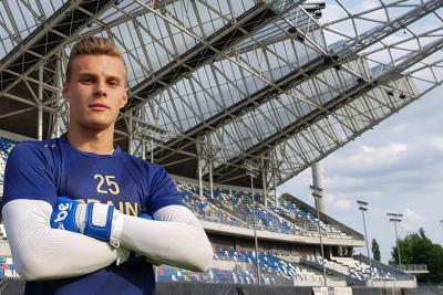 Wiktor Kaczorowski podpisał kontrakt ze Stalą Rzeszów (fot. Stal Rzeszów)