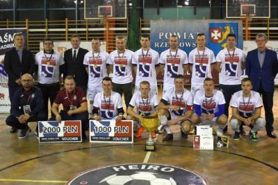 Heiro Rzeszów po trzech latach przerwy wygrało Heiro Futsal Cup. (fot. Heiro)