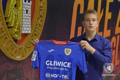 Młody pomocnik postanowił wrócić w rodzinne strony (fot. Piast Gliwice)