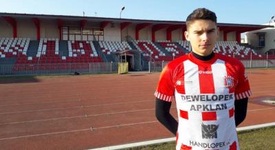 Maksymilian Hebel został piłkarzem Apklan Resovii. (fot. Resovia)