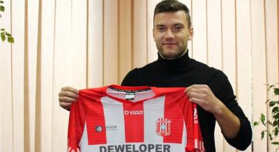 Napastnik rundę wiosenną spędzi przy Wyspiańskiego 22 (fot. Apklan Resovia)