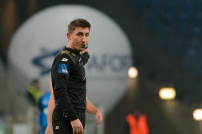 Paweł Gil (na zdjęciu) z Lublina poprowadzi mecz PGE Stali Mielec z Lechem Poznań. (fot. Michał Jakubowski) 
