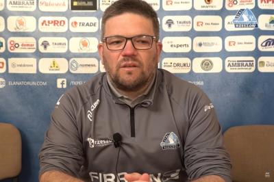 Marcin Wołowiec nie krył zadowolenia po zwycięstwie 4-1 nad Elaną Toruń. (fot. Stal Rzeszów)