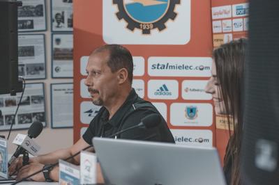 Dariusz Marzec liczy na zwycięstwo nad Stomilem Olsztyn. (fot. Stal Mielec)